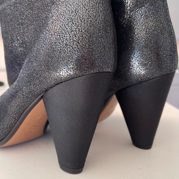 CHANEL Tall Black Metallic Pebbled Boots CC Cap Toe 37.5 - Picture 5 of 12